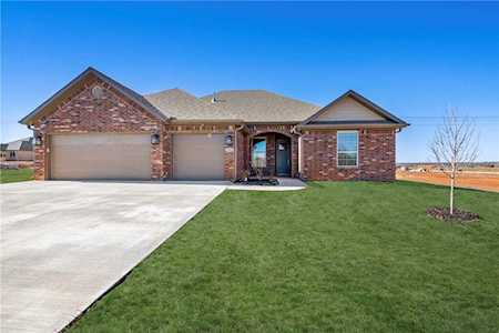 2105 Crandall Rd Pea Ridge, AR 72751