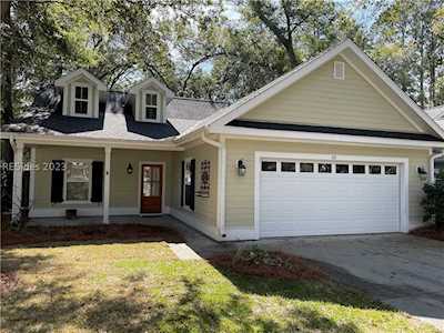 13 Carolina Village Circle Beaufort, SC 29906