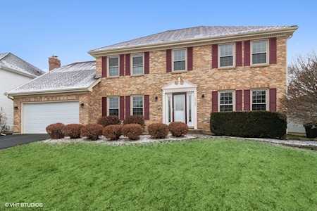 1920 Montclair Dr Naperville, IL 60565