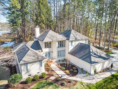 963 Quail Run Quay Virginia Beach, VA 23452
