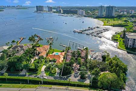 1977 S Portage Landing(S) North Palm Beach, FL 33408