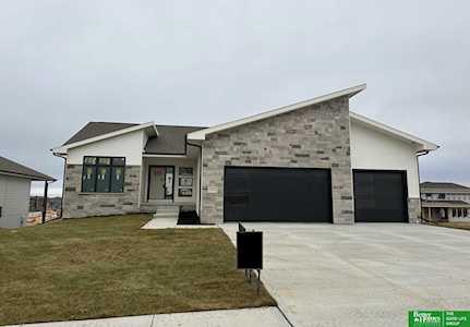 10219 S 191st Ave Omaha, NE 68136