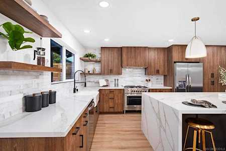12570 Nacido Dr San Diego, CA 92128