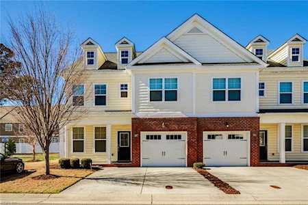 1017 Crown Grant Ct #64 Virginia Beach, VA 23455