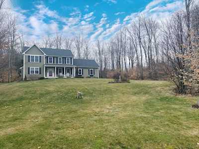 5 Cobbler Trail Rd Deerfield, NH 03037