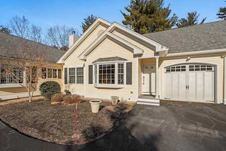 22 Mountain Village Rd Windham, NH 03087