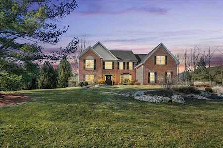 2056 Majestic Overlook Dr Bethlehem, PA 18015