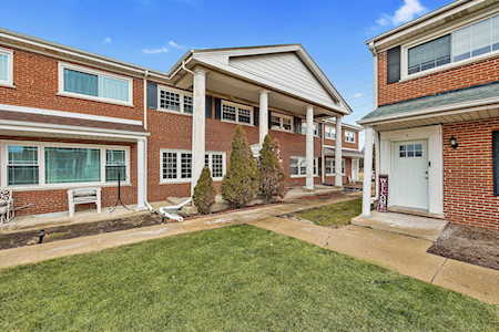 3017 Lynn Ct #C Arlington Heights, IL 60005