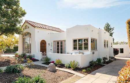 3702 Albatross St San Diego, CA 92103