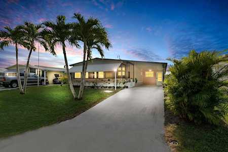 7320 SE Eagle Avenue Hobe Sound, FL 33455