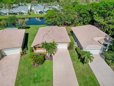 203 NW Zanzibar Place Port Saint Lucie, FL 34986