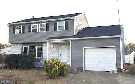 1645 Forest Dr Williamstown, NJ 08094