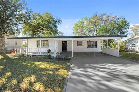 814 Hillside Ave Lake Wales, FL 33853