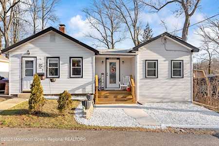 836 Forrest Ave Laurence Harbor, NJ 08879