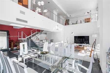 500 Brickell Ave #PH-4 Miami, FL 33131