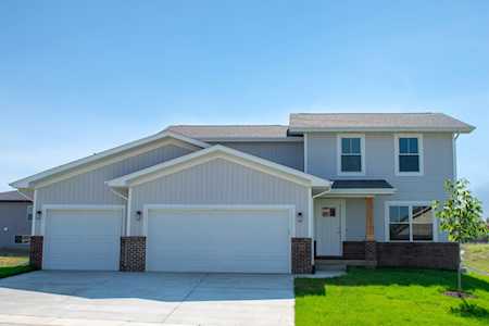 53 Fedor Circle Bloomington, IL 61705