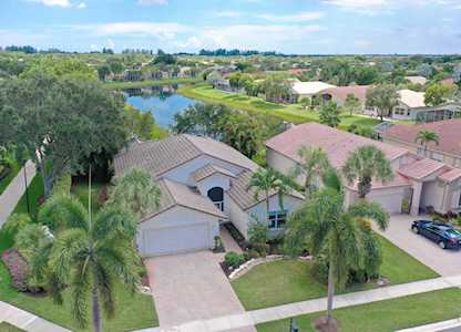 8216 Marsala Way Boynton Beach, FL 33472