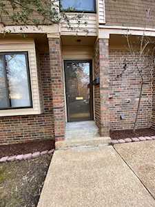 1898 E Poplar Woods Cir Germantown, TN 38138