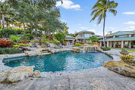27 NE Lofting Way Sewalls Point, FL 34996
