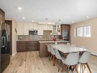 10401 Cedar Lake Road #501 Minnetonka, MN 55305
