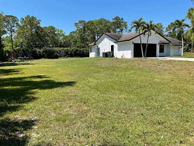14196 N 77th Place Loxahatchee, FL 33470