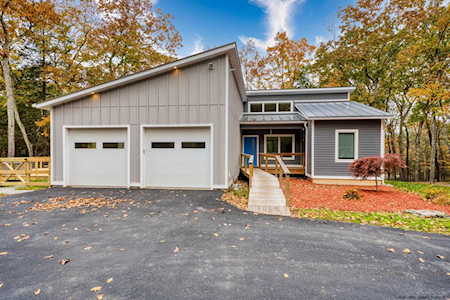 220 Van Dale Rd Woodstock, NY 12491