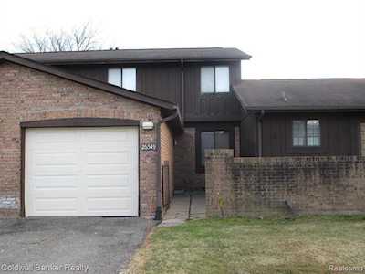 26549 Summerdale Dr Southfield, MI 48033