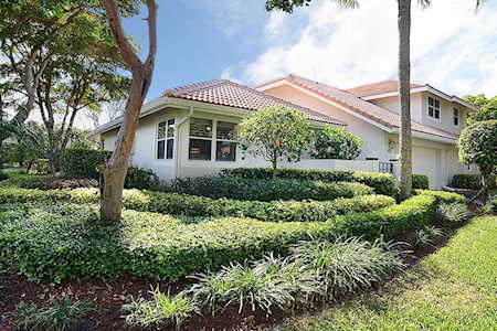 5252 NW 21st Avenue Boca Raton, FL 33496