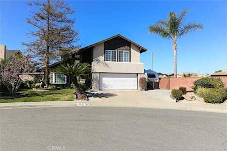 17805 San Miniso Circle Fountain Valley, CA 92708