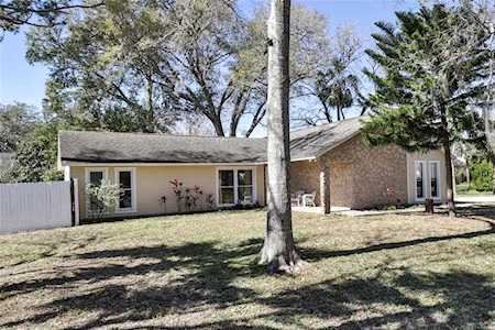 2304 Vista Palm Dr Edgewater, FL 32141