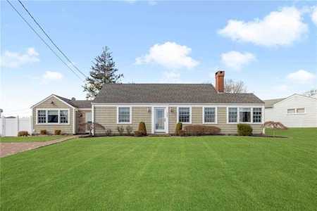 267 Col John Gardner Rd Narragansett, RI 02882