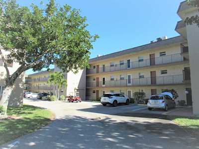 705 Lori Drive #209 Palm Springs, FL 33461