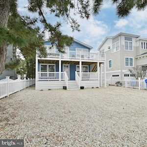 212 Pelham Ave Beach Haven, NJ 08008