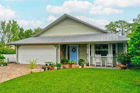 6201 SE Phillips Bend Avenue Stuart, FL 34997