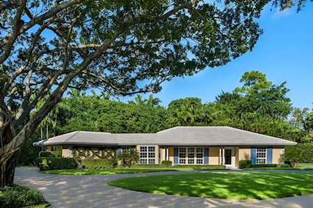 41 Country Road Village Of Golf, FL 33436