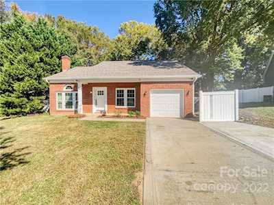 9200 Christina Marie Ct Charlotte, NC 28213