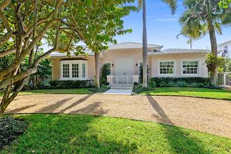 220 Indian Road Palm Beach, FL 33480