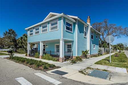 5201 Tangerine Ave S Gulfport, FL 33707