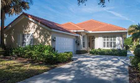277 Kelsey Park Circle Palm Beach Gardens, FL 33410