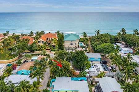 204 Coral Road Boynton Beach, FL 33435
