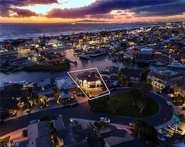16861 Marinabay Dr Huntington Beach, CA 92649