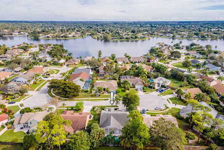 1441 Hideaway Bend Wellington, FL 33414