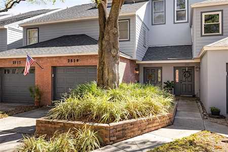 2519 Crowder Ln Tampa, FL 33629