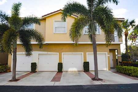 117 Lighthouse Circle #I Tequesta, FL 33469
