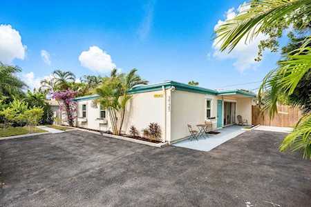 3725 S Olive Avenue West Palm Beach, FL 33405