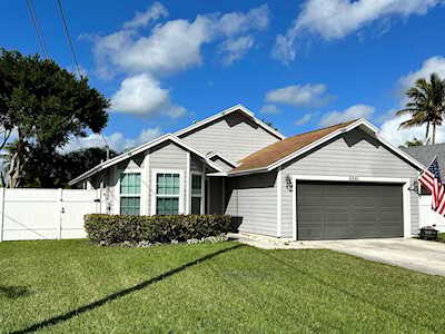 6061 Lucerne Street Jupiter, FL 33458