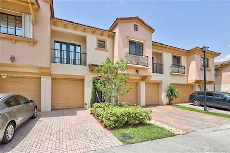 6079 W Grand Cypress Circle Coconut Creek, FL 33073