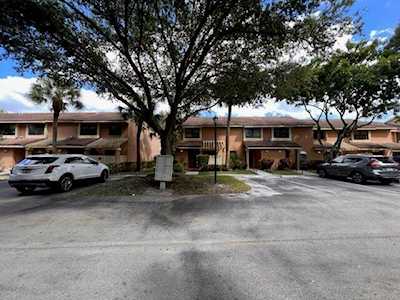 3723 N N Carambola Circle #2825 Coconut Creek, FL 33066