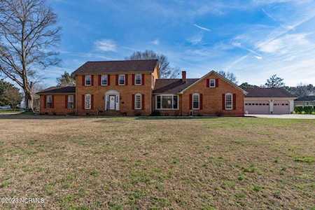 112 Hunters Trail Elizabeth City, NC 27909