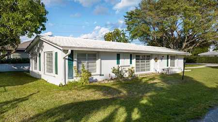 821 W Oyster Lane Lantana, FL 33462